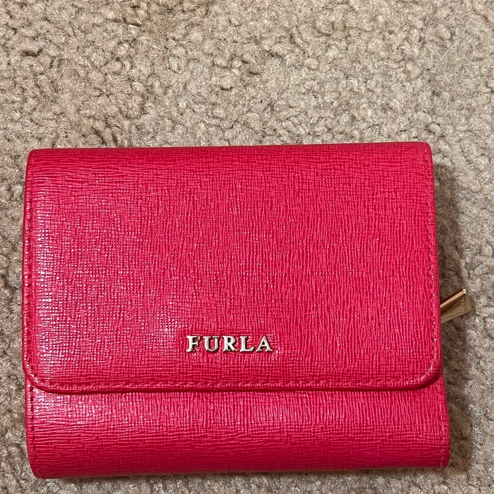Furla Pink Leather Babylon Wallet. Made in Italy! Lightly used. Great condition